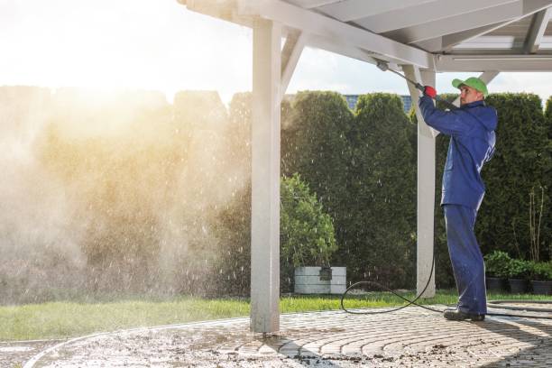 Best Gutter Cleaning  in Middleburg Heights, OH